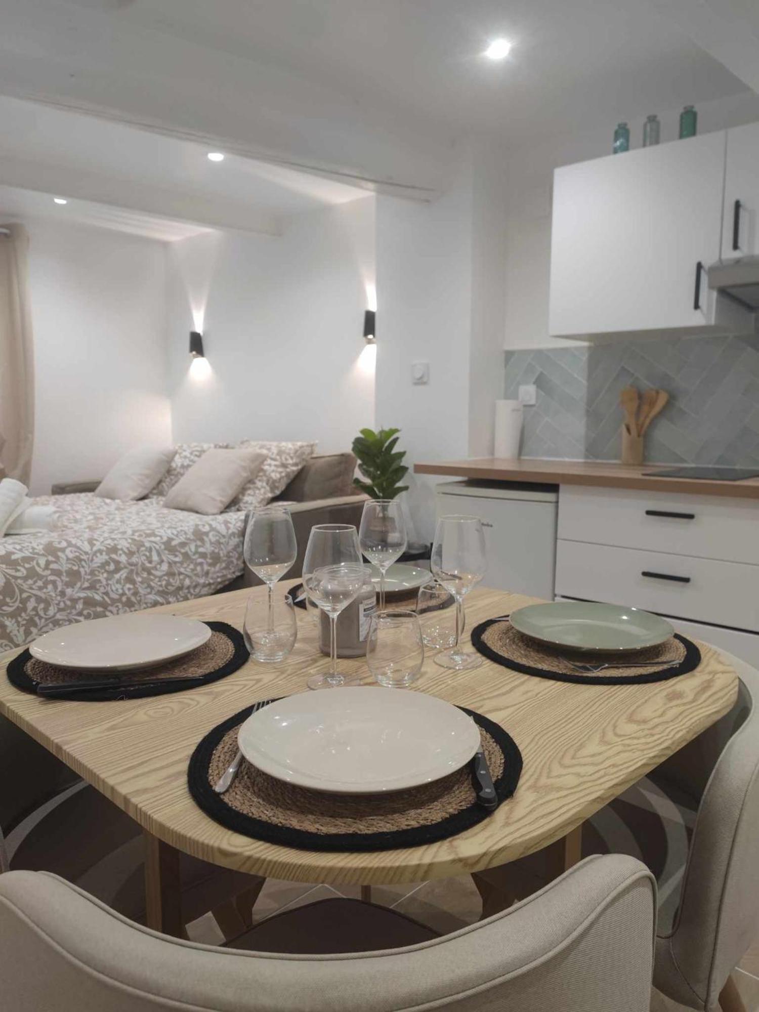 Le Cosy En Intramuros Apartment Avignon Bagian luar foto